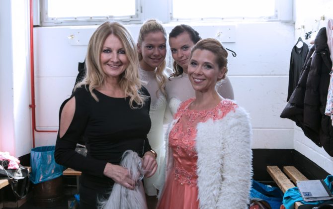 Alles was zählt: Frauke Ludowig als Ehrengast auf der Eisgala!