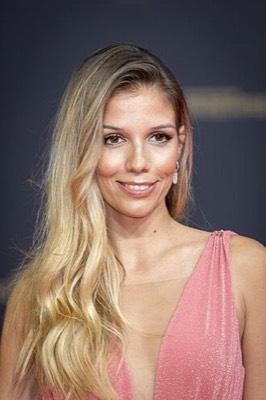 Isabel Vollmer spielt Tanja Wall
