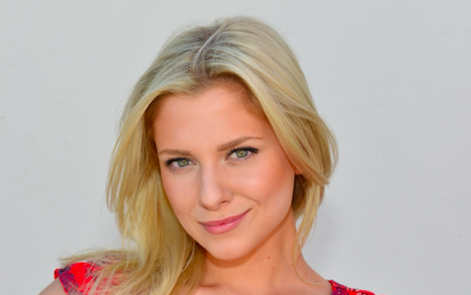 Valentina Pahde im Interview – Frisch verliebt und überglücklich